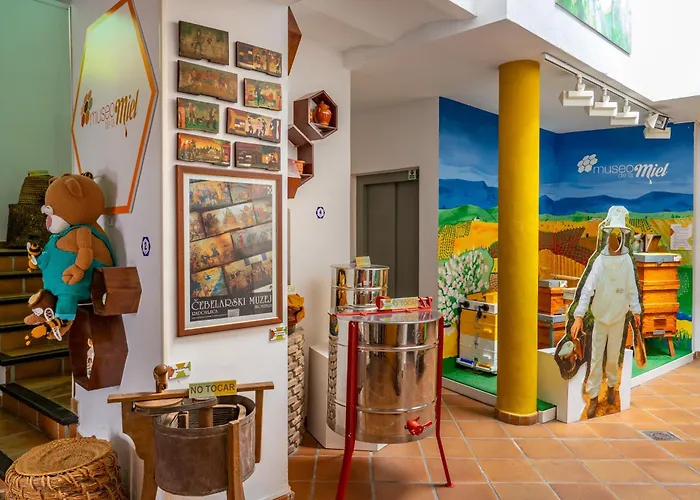 Hotel Balcon De Los Montes
