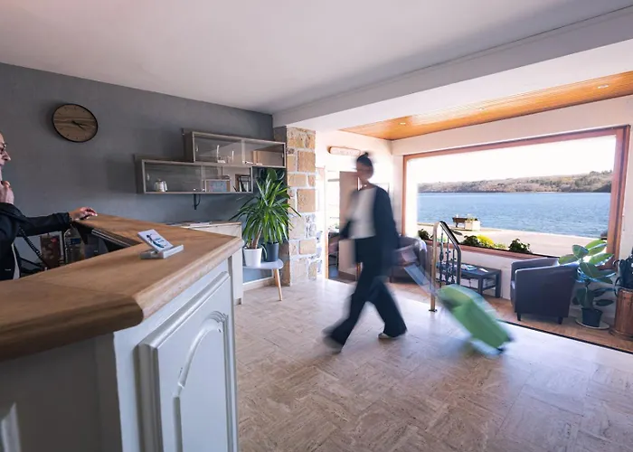 Hostellerie De La Mer