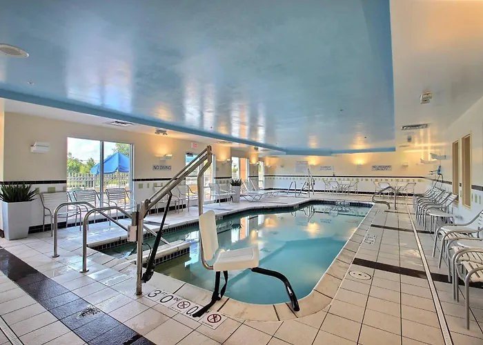 Fairfield Inn & Suites By Marriott Milwaukee Airport