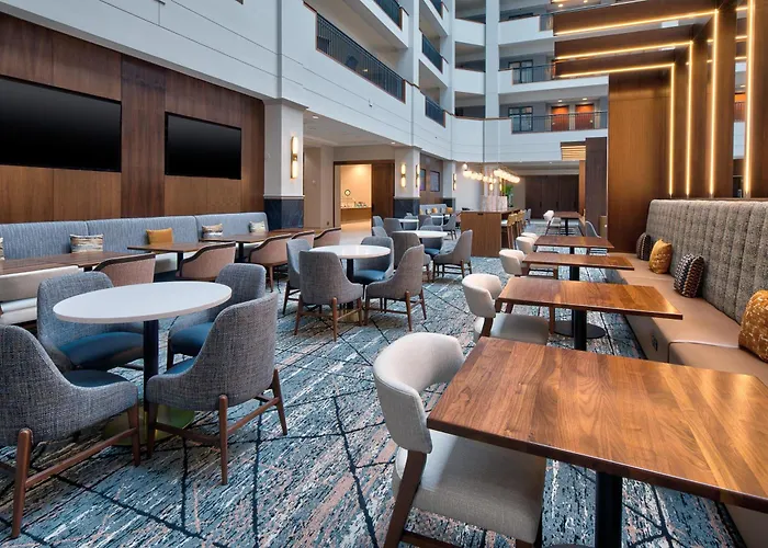 Embassy Suites By Hilton Franklin Cool Spring