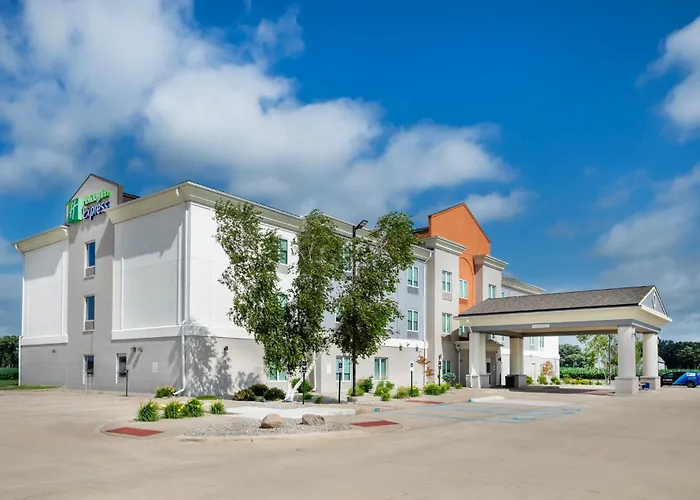 Holiday Inn Express & Suites Northwood