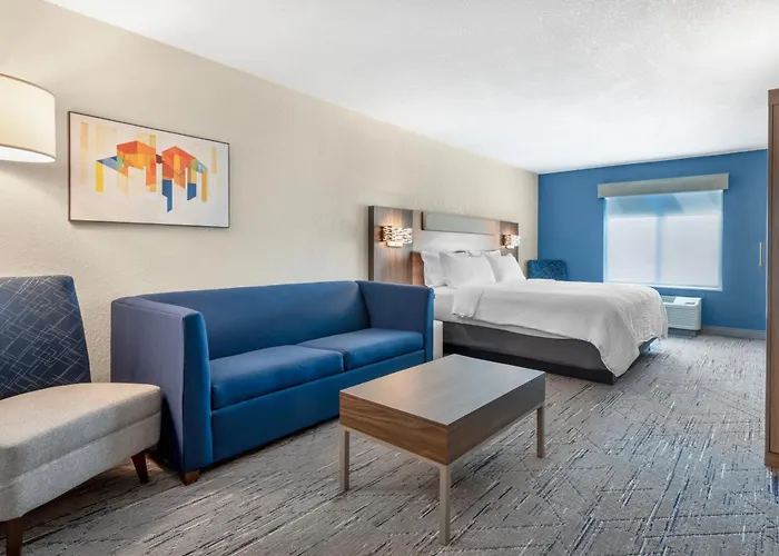 Holiday Inn Express & Suites Northwood