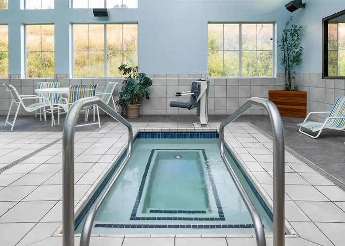 Best Western Plus Grant Creek Inn
