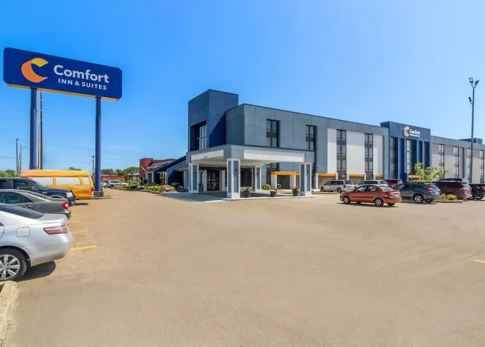Comfort Inn & Suites Evansville Airport