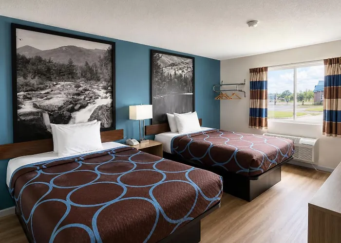 Super 8 By Wyndham Canandaigua