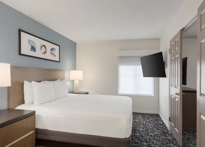 Hyatt House Cypress / Anaheim