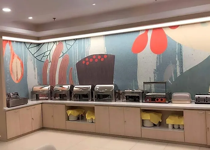 Hanting Hotel Dandong Railway Station