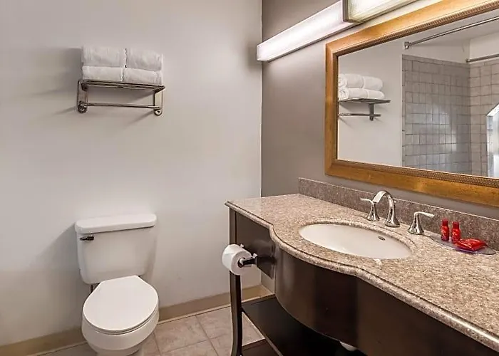 Bliss Point Inn & Suites