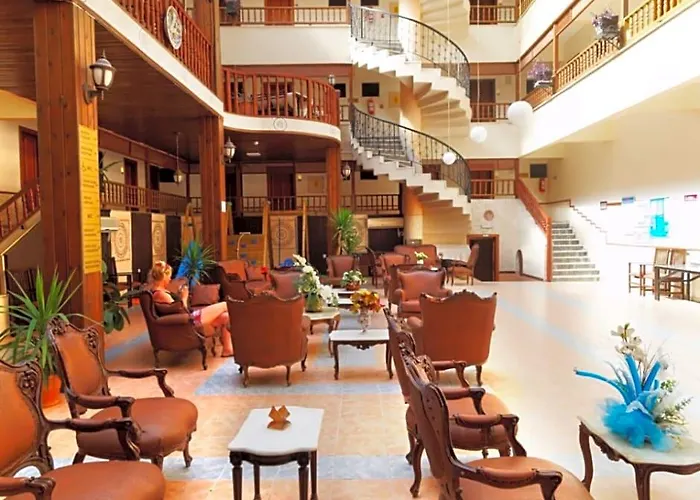 Ozcan Beach Hotel
