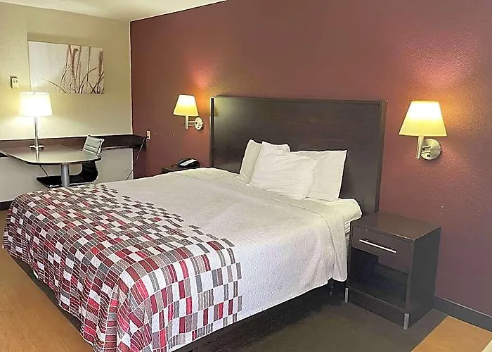 Baymont By Wyndham Holland - Toledo