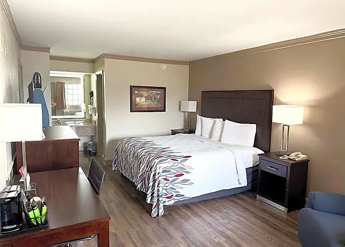 Days Inn By Wyndham Forrest City I 40