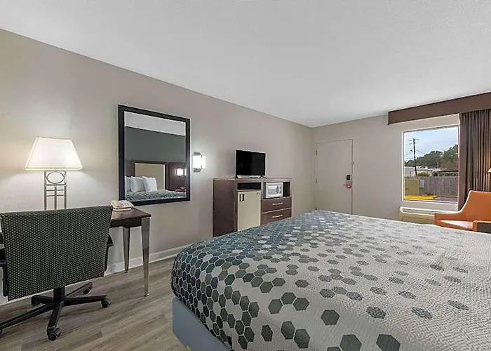 Days Inn Cheraw