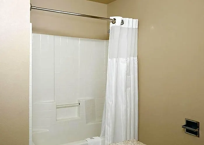 Red Lion Inn & Suites Mcminnville