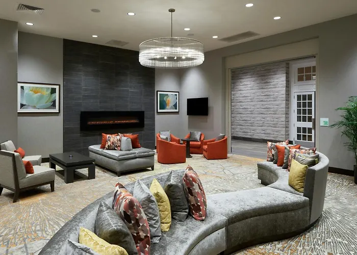 Holiday Inn & Suites Philadelphia W - Drexel Hill By Ihg