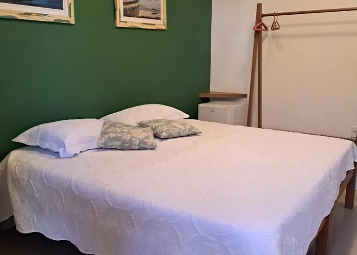 Hospedaria Oitis