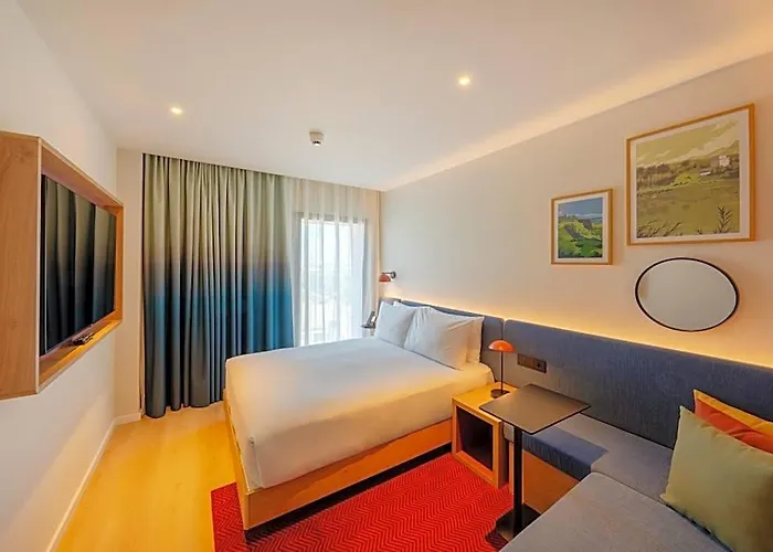 Hampton By Hilton Alicante Airport