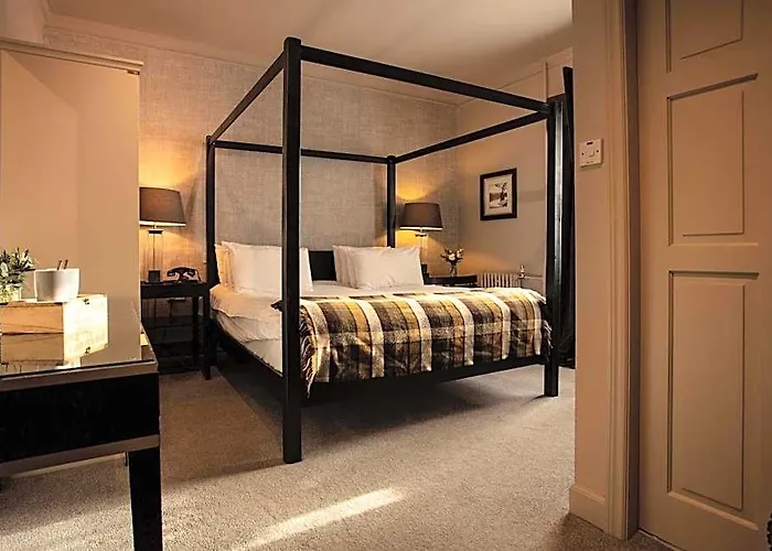 Strathaven Hotel