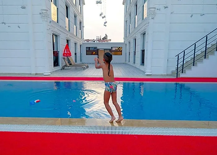 Black Royal Belek