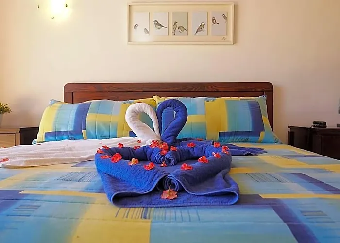 Sybaris Suites & Residences