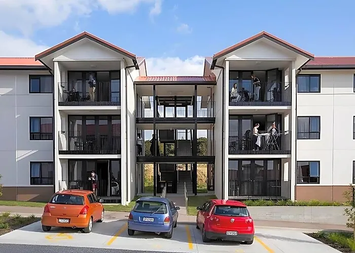 Albany Village
