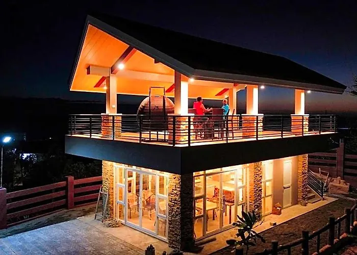 Villa Minerva Eco - Farm Resort Near Vigan