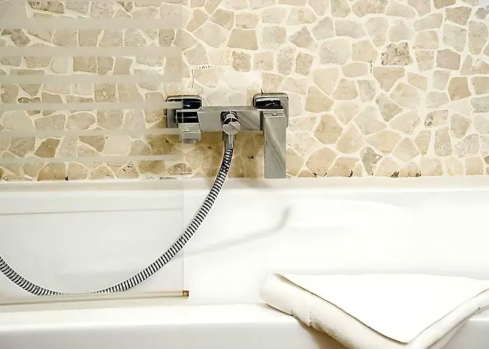 Amaregold Hotel Palau