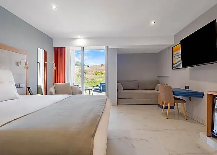 Reef Hotel & Spa