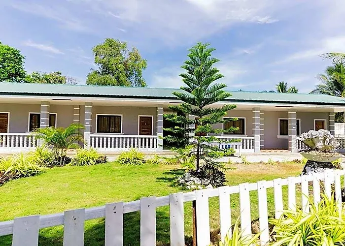 Zandra'S Beach Resort And Convention Center