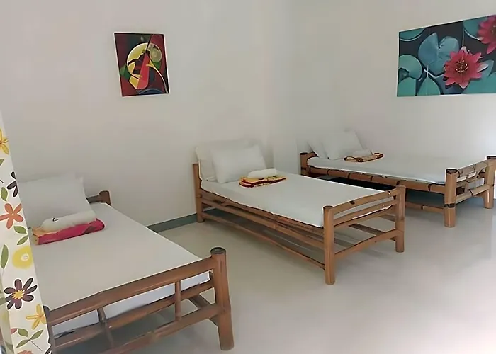 Zandra'S Beach Resort And Convention Center