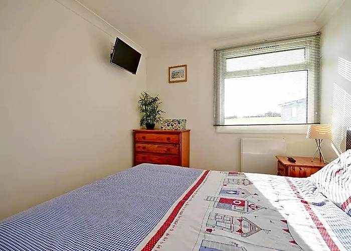 35 Sandown Bay