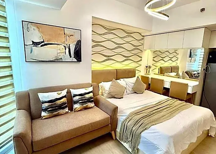 Amirah'S Place Azure North