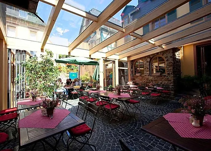 Weinhotel Des Riesling Zum Gruenen Kranz