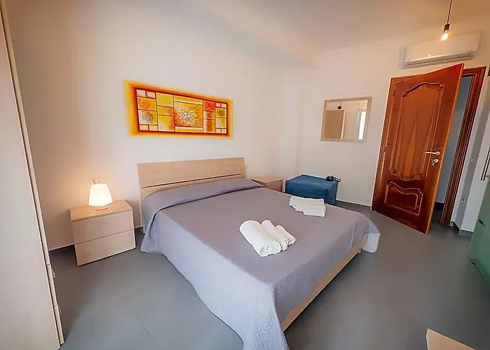 Sardinia Rooms Old Town