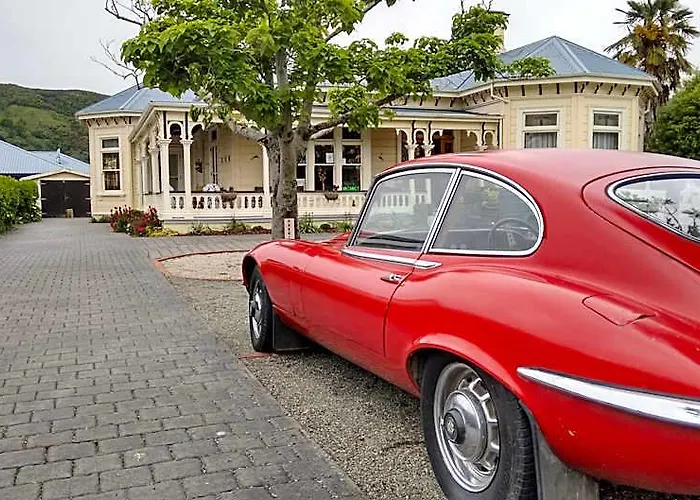 Collingwood Manor Bed & Breakfast