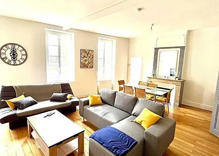 Charming Albi Apartment In City Centre