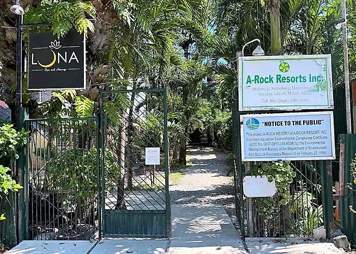 A-Rock Resort