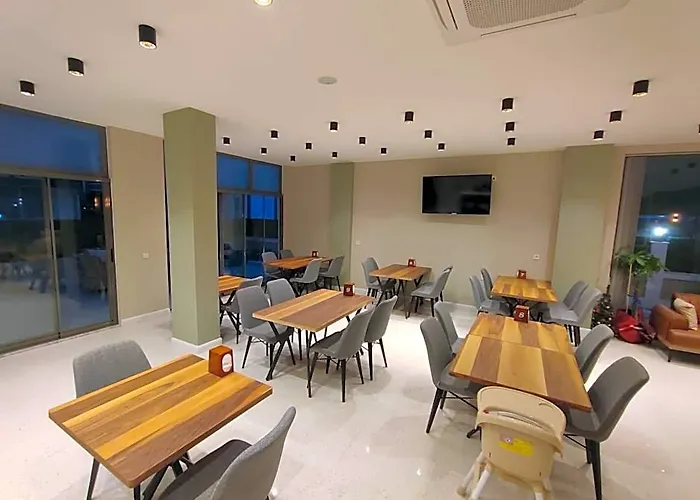 The Brothers Suit Otel