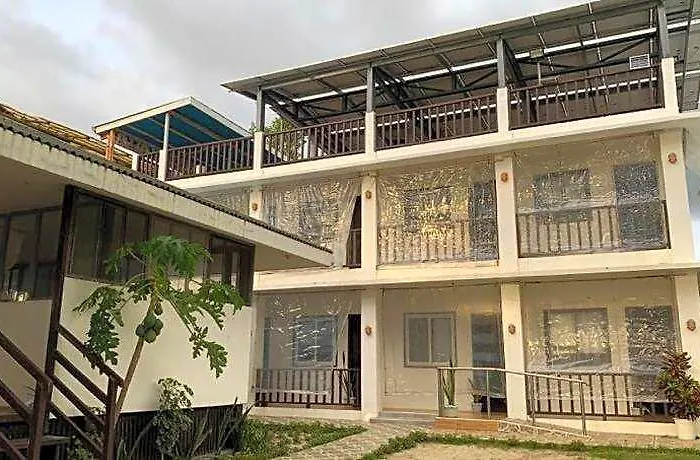 Victoria Beach House