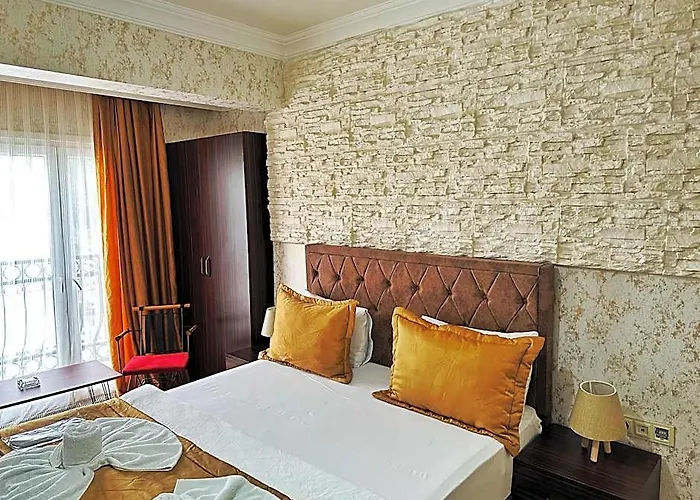 Rose Suite