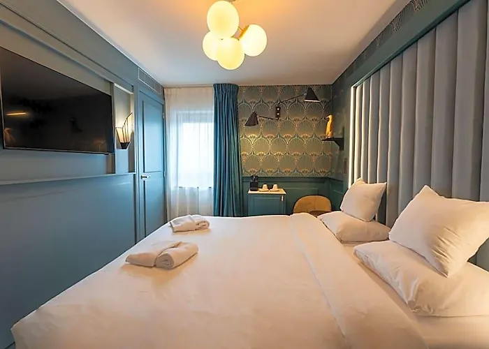 Yup Hotel - Different Hotels-New