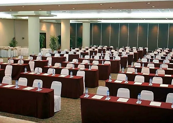 Hotel San Carlos Plaza