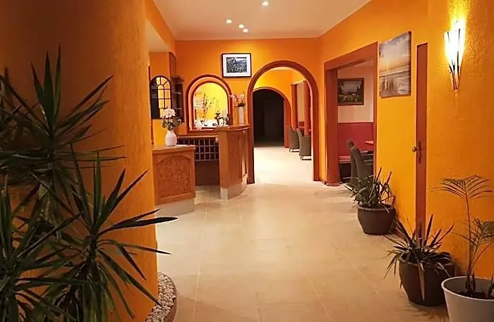 Varel Bay Hotel