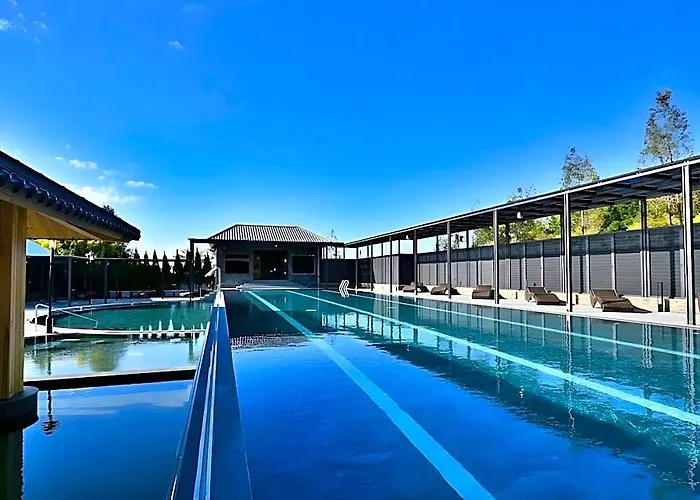 Shine Mood Resort Yuanli