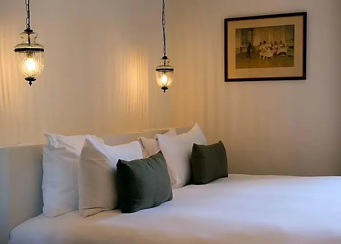 L'Abbaye Hotel