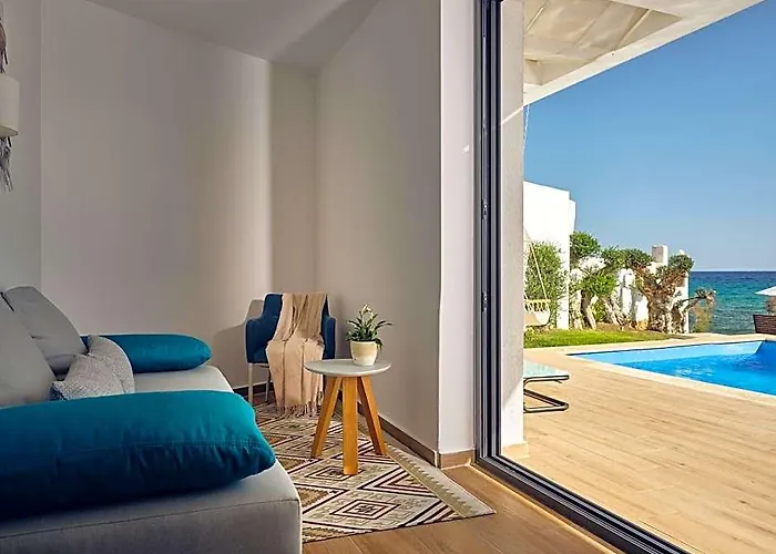 Cavo Orient Beach Hotel & Suites