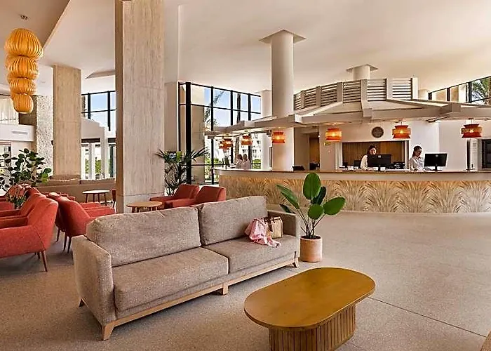 Protur Safari Park Aparthotel