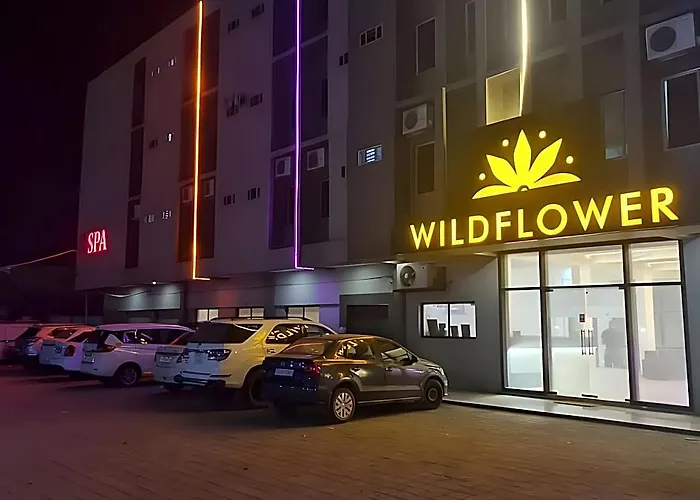 Hotel Wild Flower