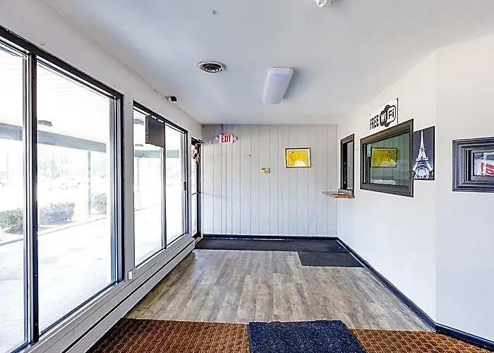 Manor Motel By Oyo Near Oak Brook Chicago Westchester