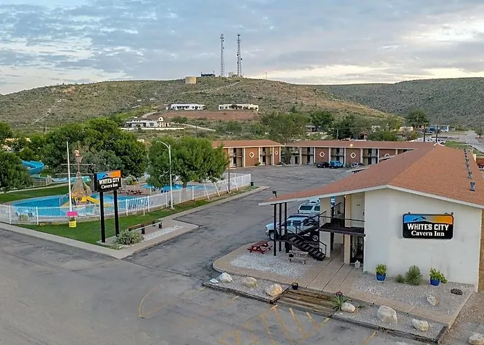 White'S City Cavern Inn