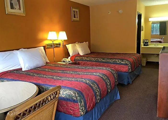 Days Inn By Wyndham York Alabama